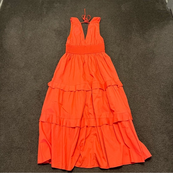 Abercrombie V-Neck Tiered Midi Dress - Picture 5 of 5